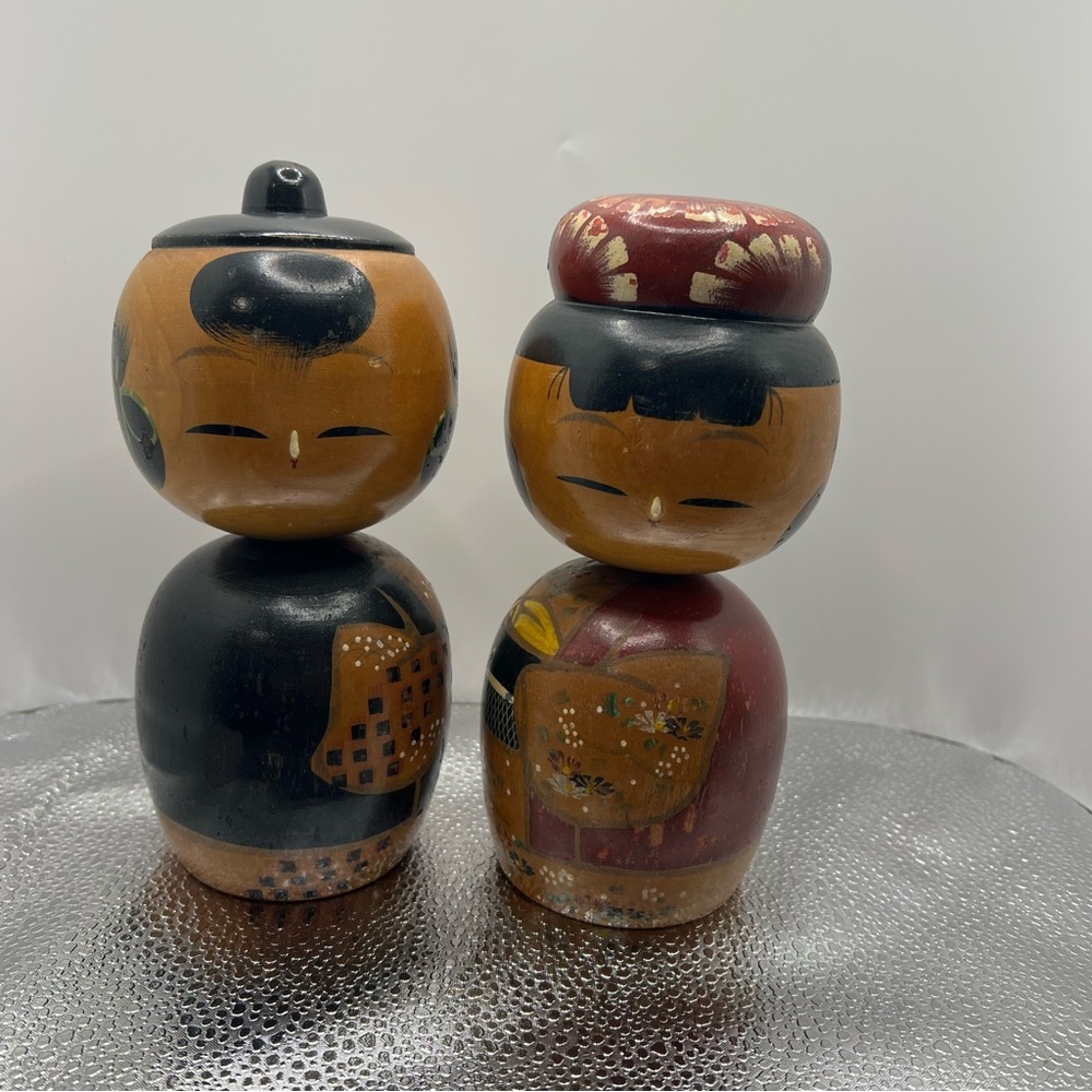 Pair of Vintage Japanese Wooden Kokeshi Dolls boy amd girl 4-5”h turnable head